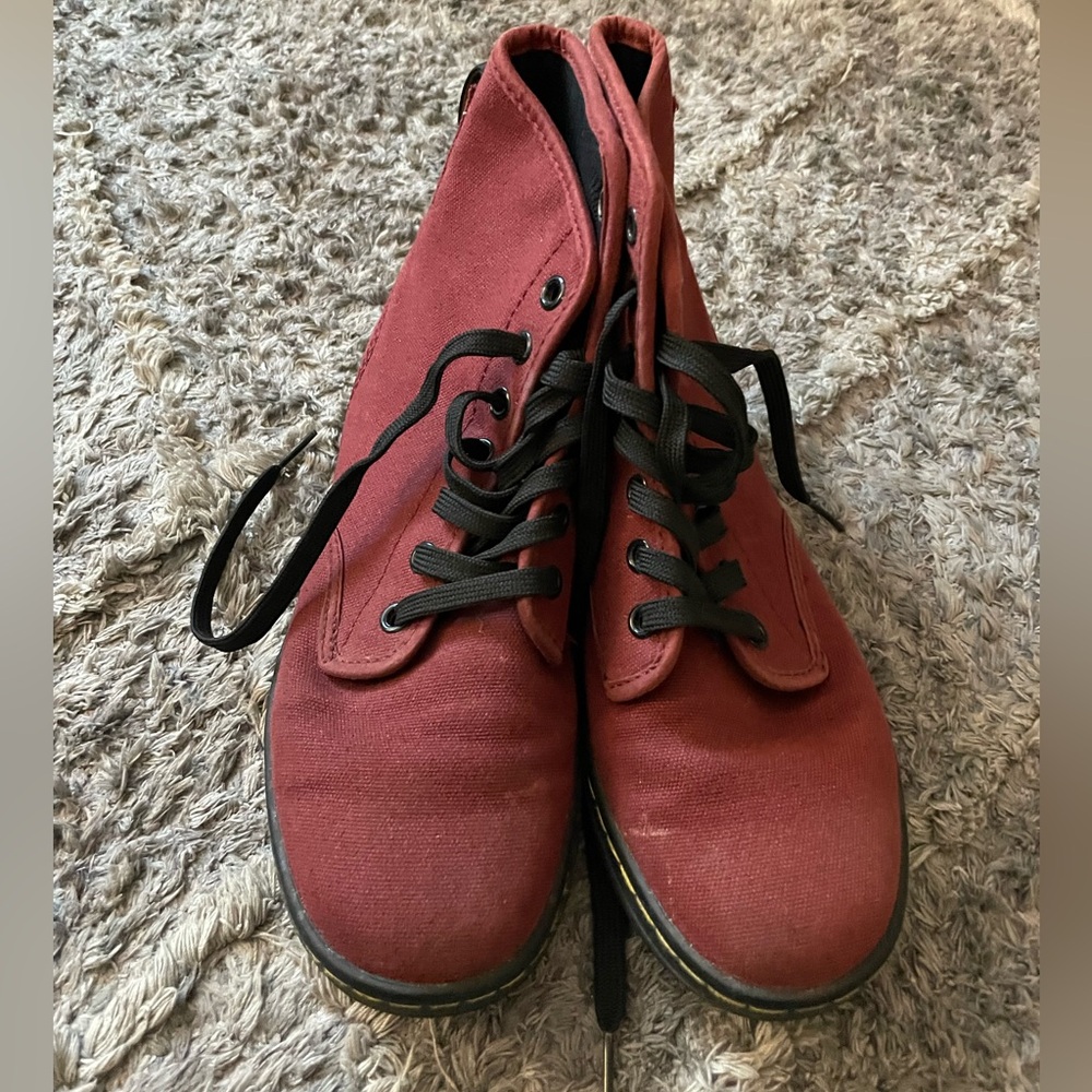 Dr. Martens canvas